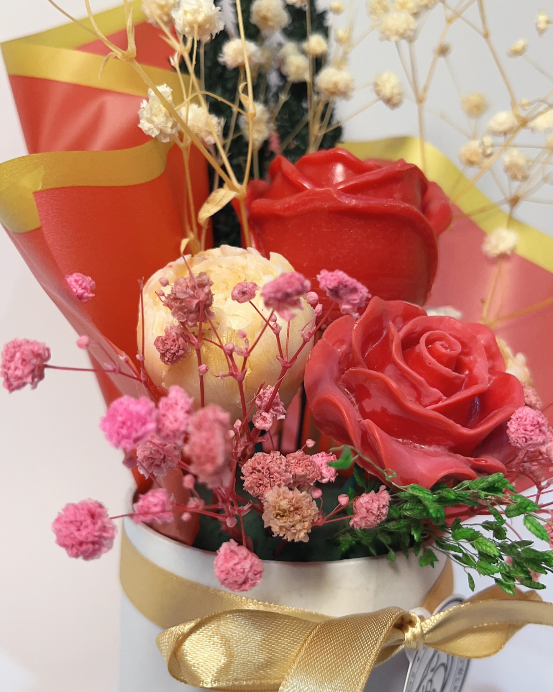 Everlasting Bloom Candle Bouquet