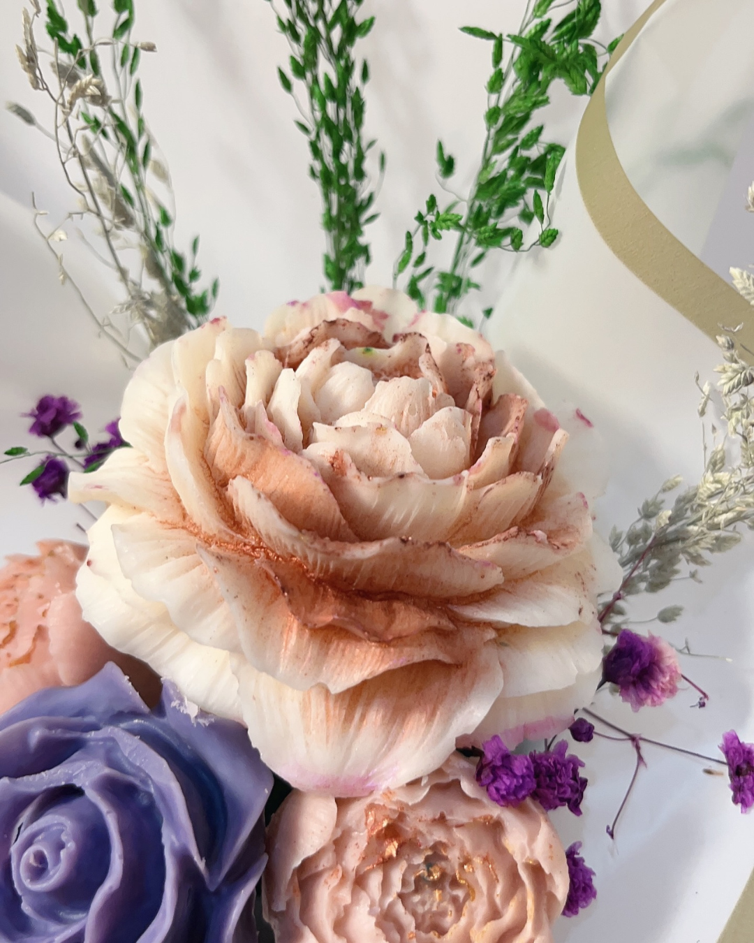 Everlasting Bloom Candle Bouquet